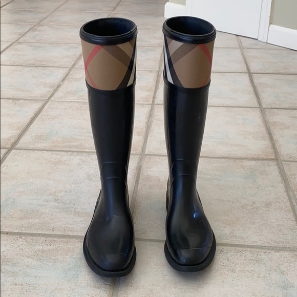 Burberry Rain Boots - Picture 2 of 3